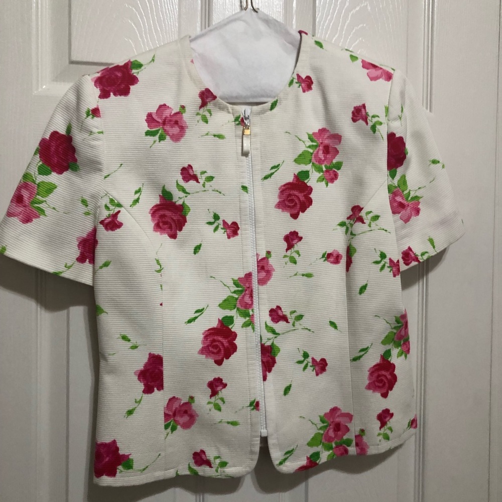 Amanda Smith Petites Floral Suit